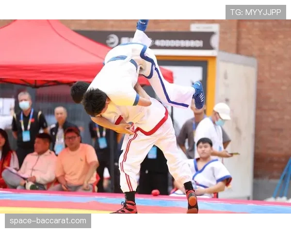 传统体育进校园:中国式摔跤在青少年中的普及与发展 传统体育进校园:中国式摔跤在青少年中的普及与发展